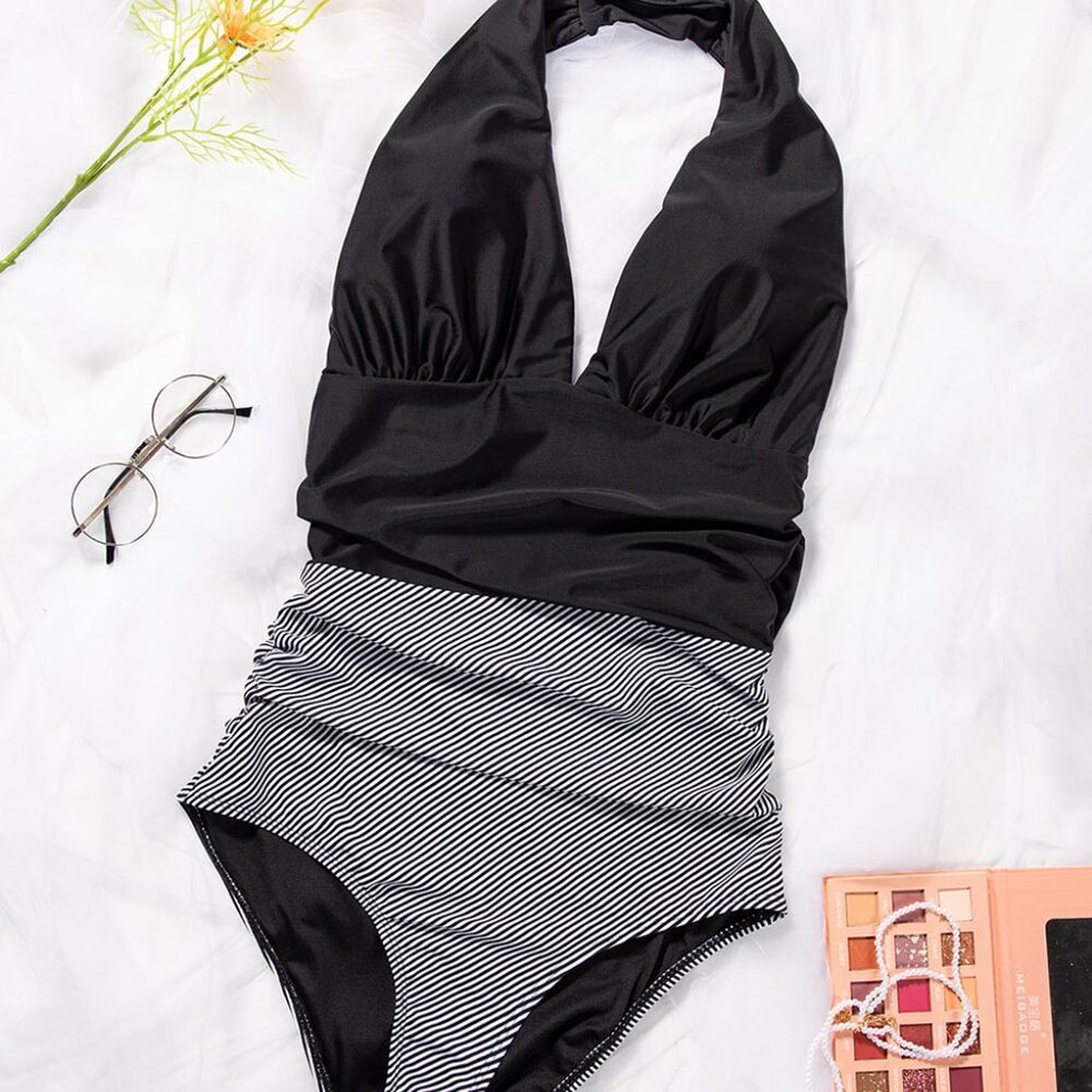 Swimsuit - Picture 8 of 12